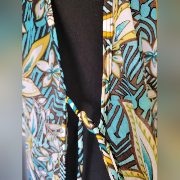 Christina Floral Cover-up Blue Size M - Picture 2 of 6